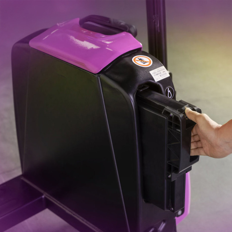 Electric pedestrian pallet truck | PTL 1.5 | 685 x 1150 mm | Tandem Wheel |  AntOn by Jungheinrich