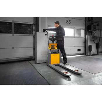 AME 20 Electric Pedestrian Pallet Truck